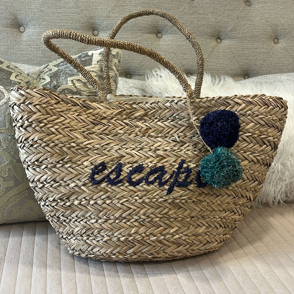 Buji Baja Seagrass Escape Straw Tote Bag